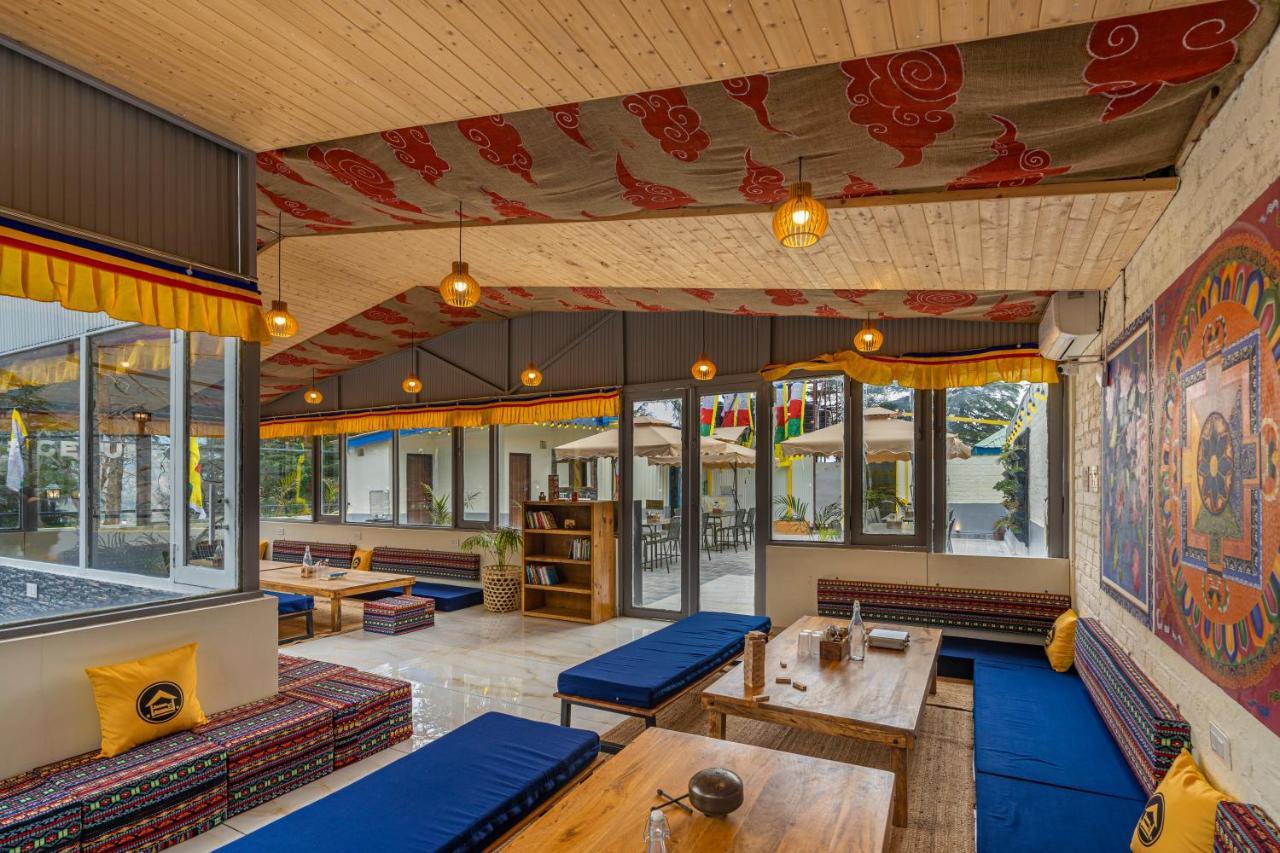The Hosteller Mcleodganj, Mall Road Маклеод-Гандж Екстер'єр фото