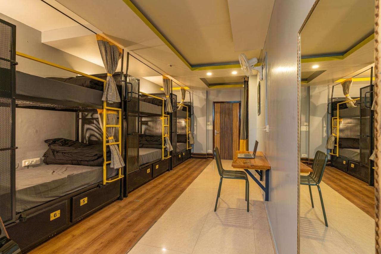 The Hosteller Mcleodganj, Mall Road Маклеод-Гандж Екстер'єр фото
