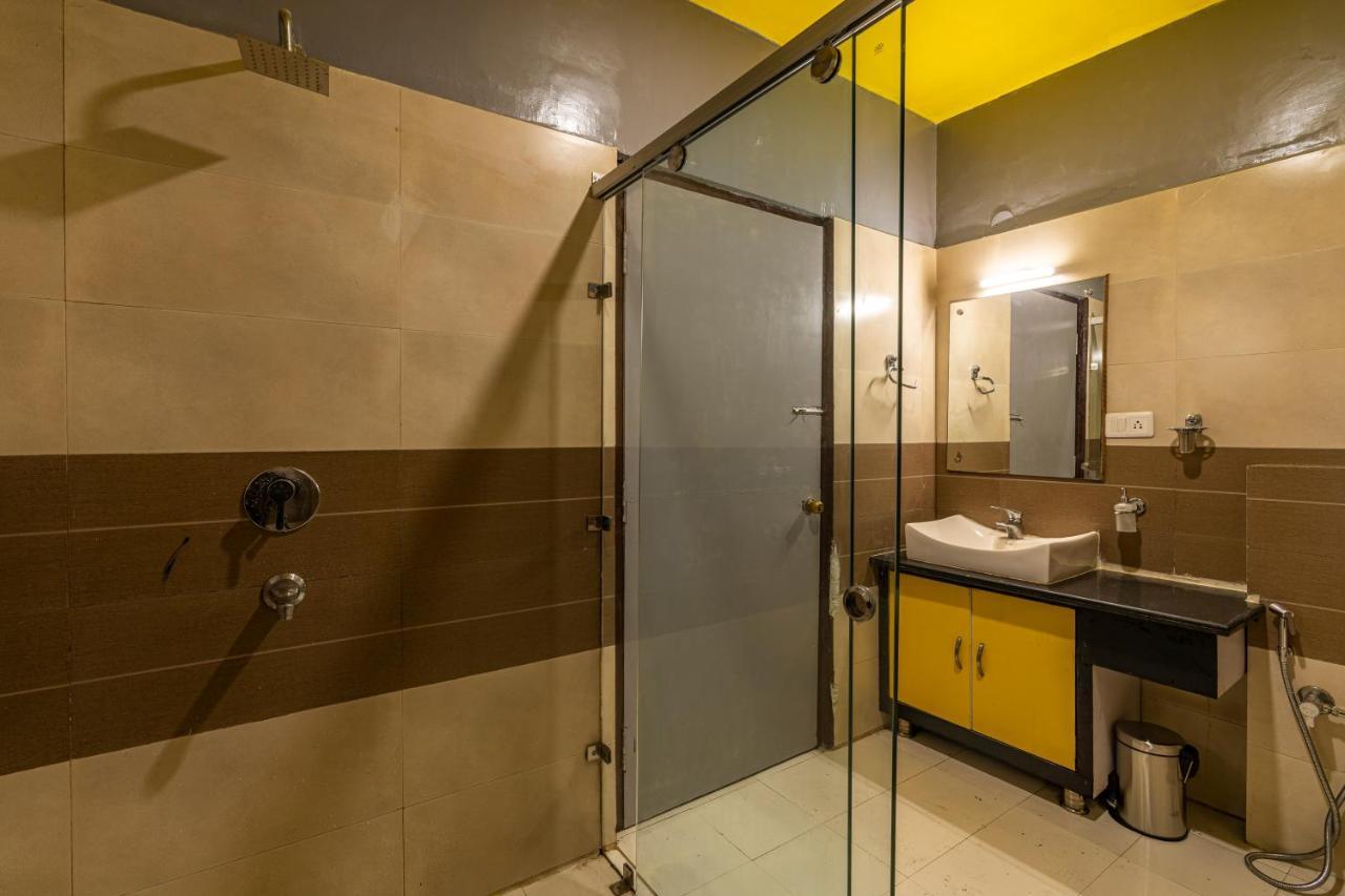 The Hosteller Mcleodganj, Mall Road Маклеод-Гандж Екстер'єр фото