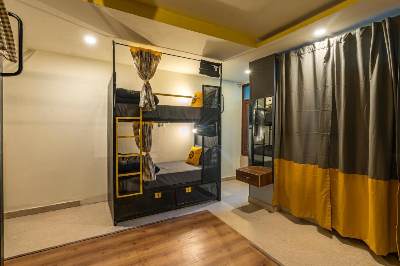 The Hosteller Mcleodganj, Mall Road Маклеод-Гандж Екстер'єр фото