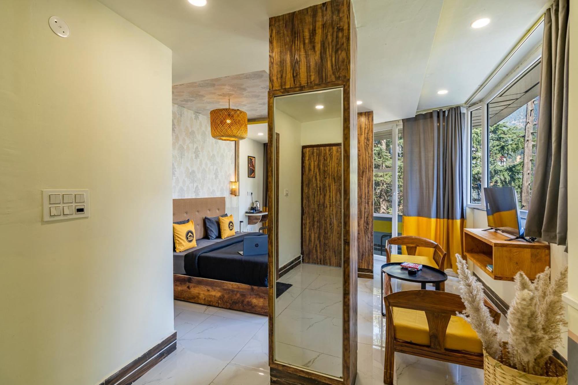 The Hosteller Mcleodganj, Mall Road Маклеод-Гандж Екстер'єр фото